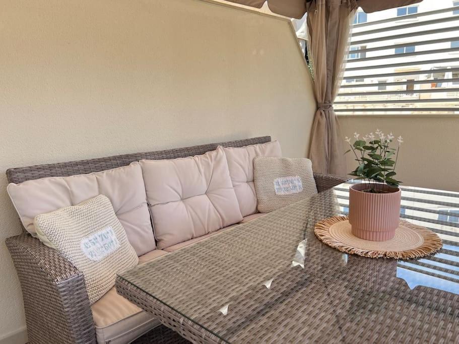 Piso Con Terraza A 5 Min Del Mar Apartment Alcanar Exterior photo